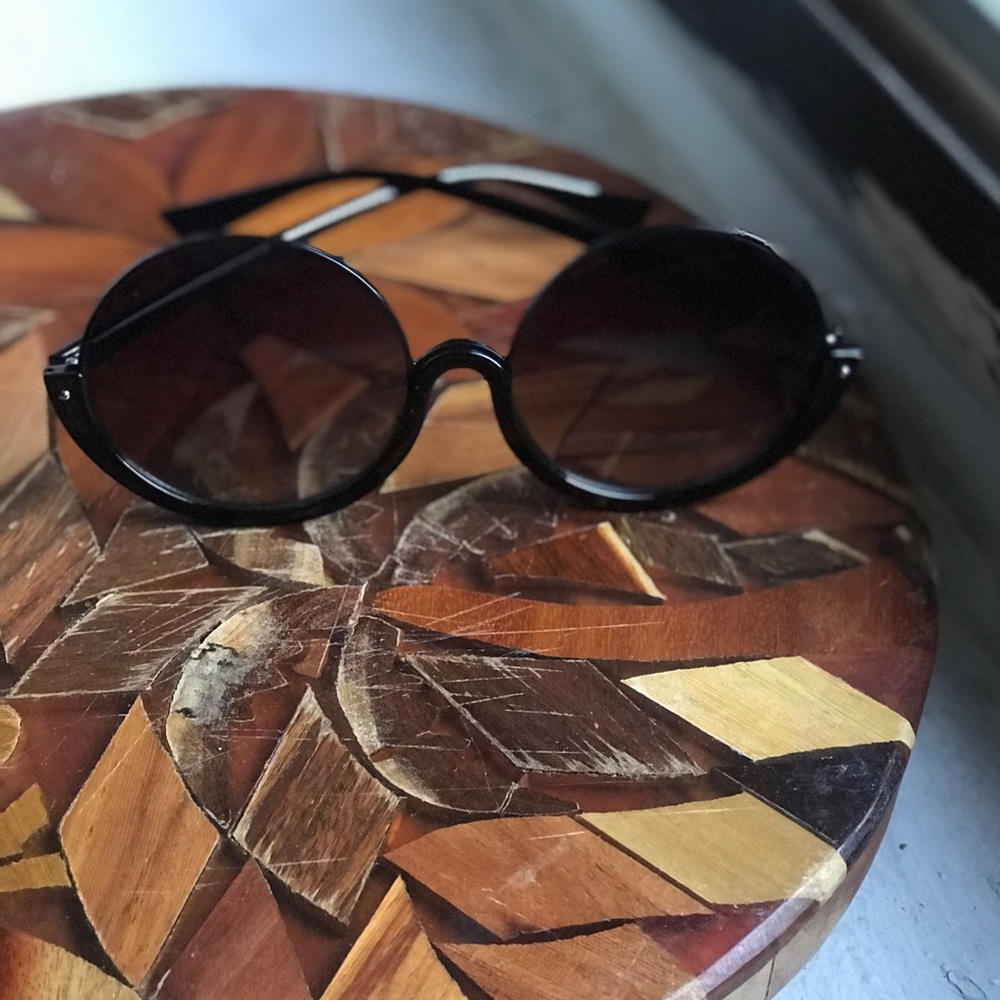 Beatles Rounded Sunglasses